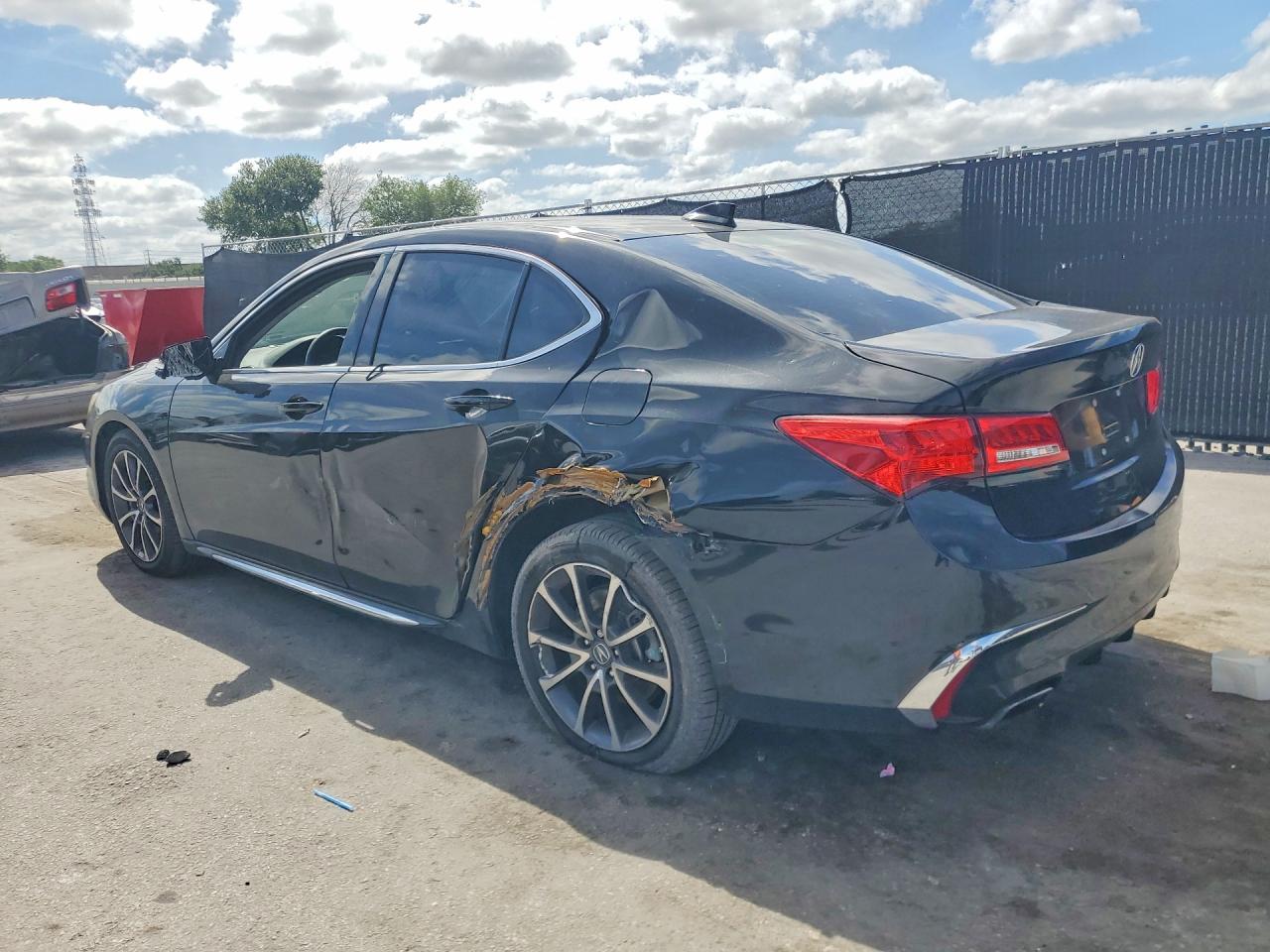 Acura TLX Tech