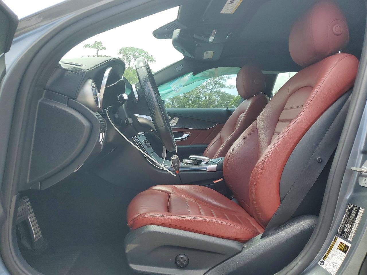 Mercedes-Benz C-Class 300