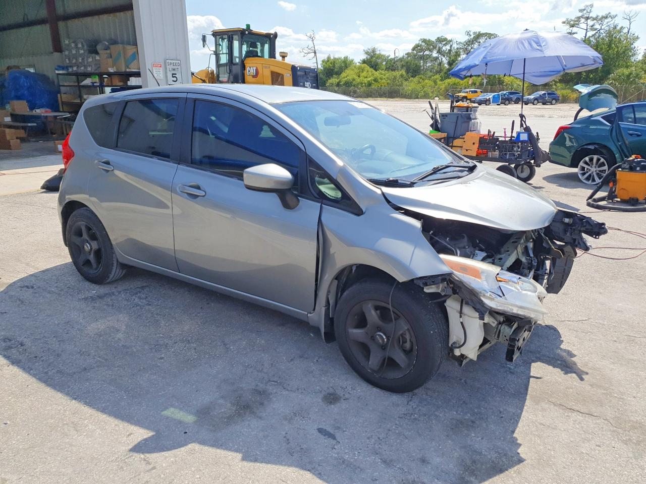 Nissan Versa Sv