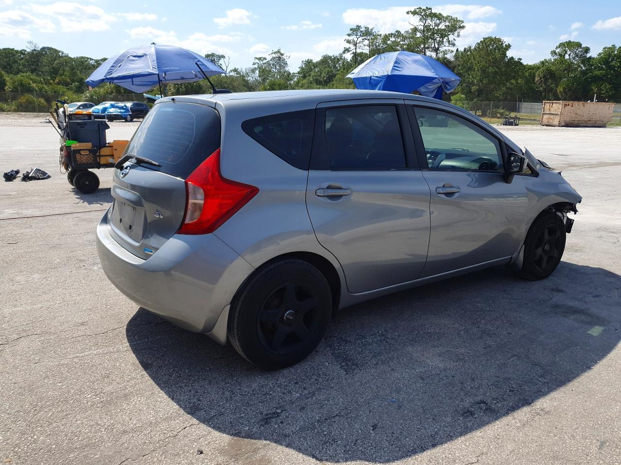 Nissan Versa Sv