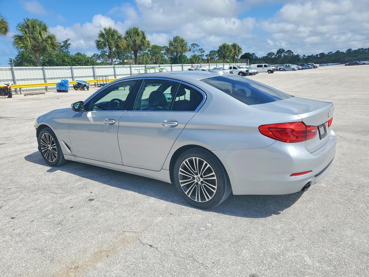 BMW 5 Series I