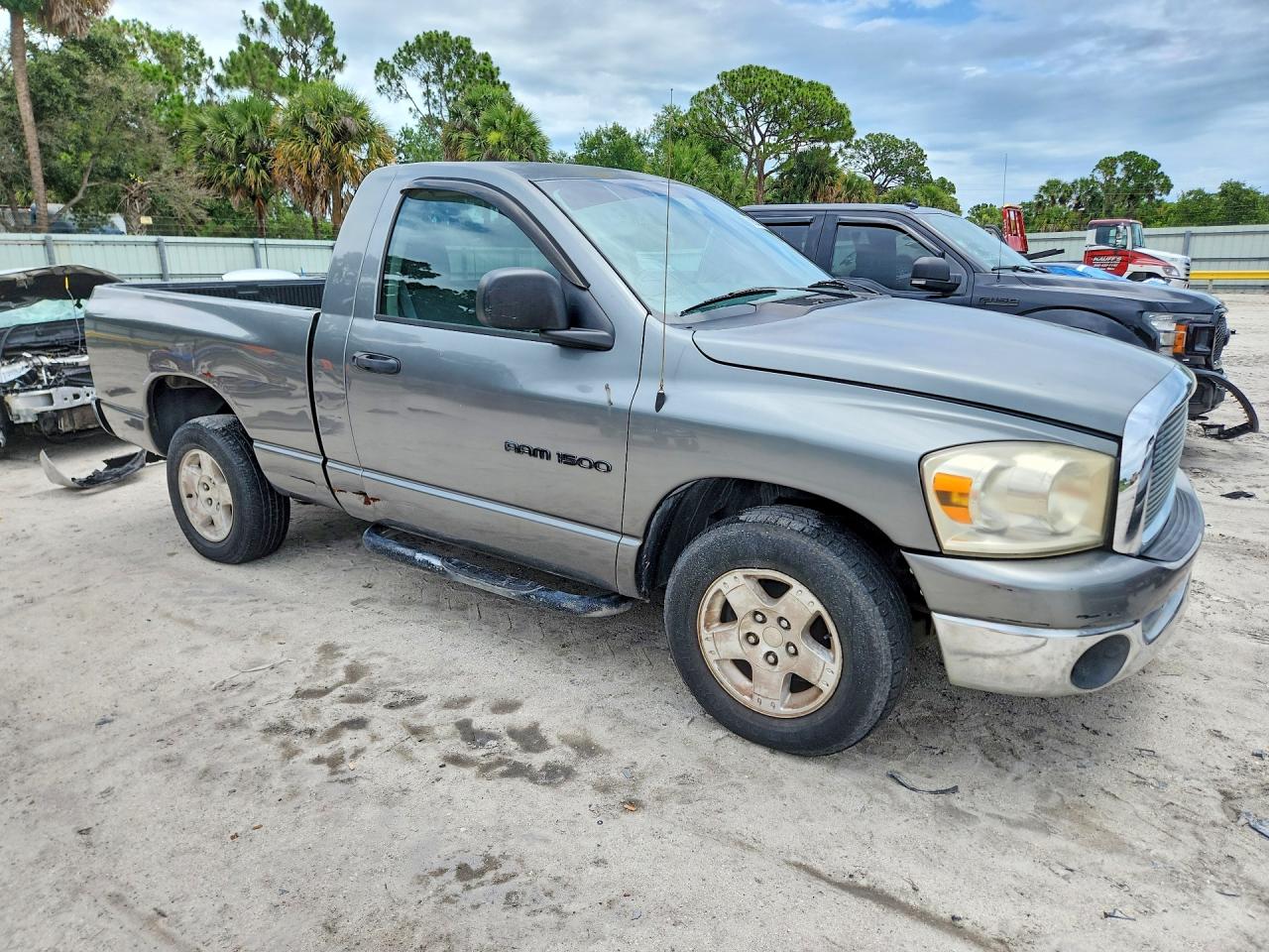 Dodge Ram 1500 St
