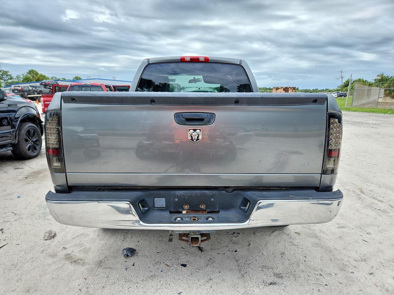 Dodge Ram 1500 St
