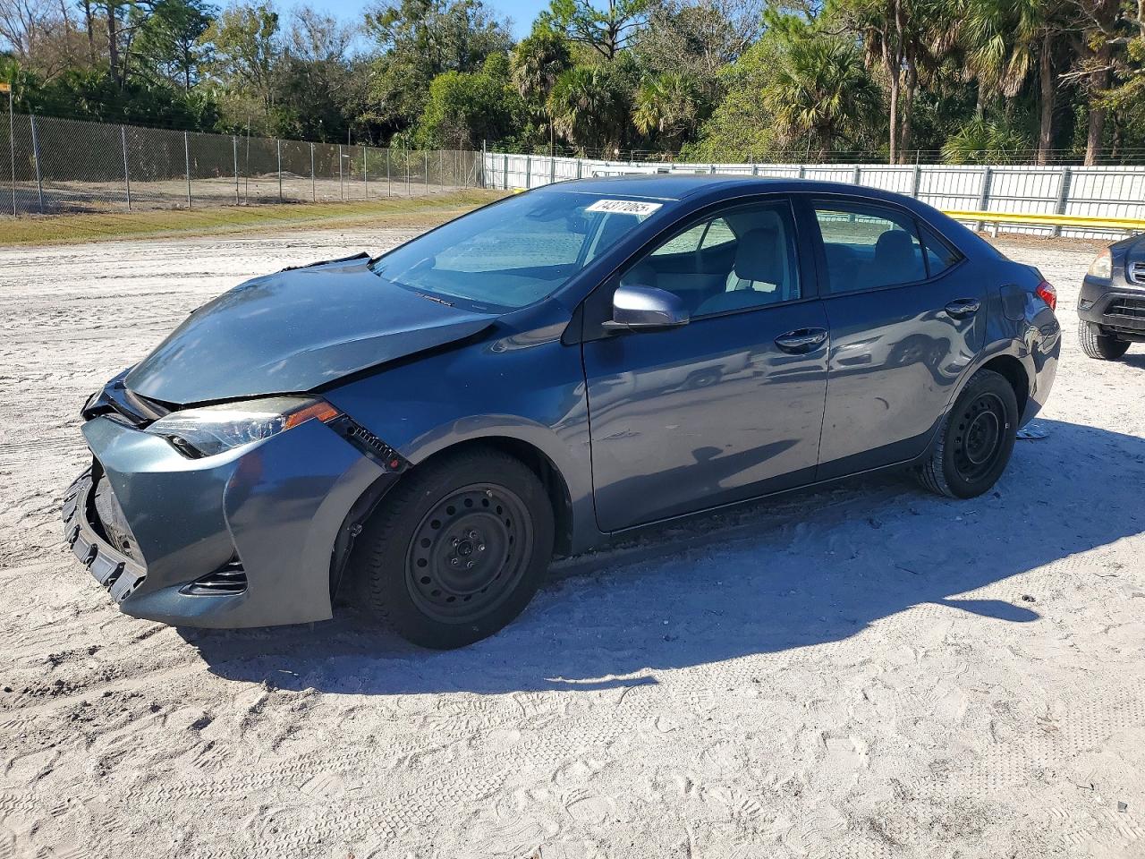 Salvage Toyota Corolla Image