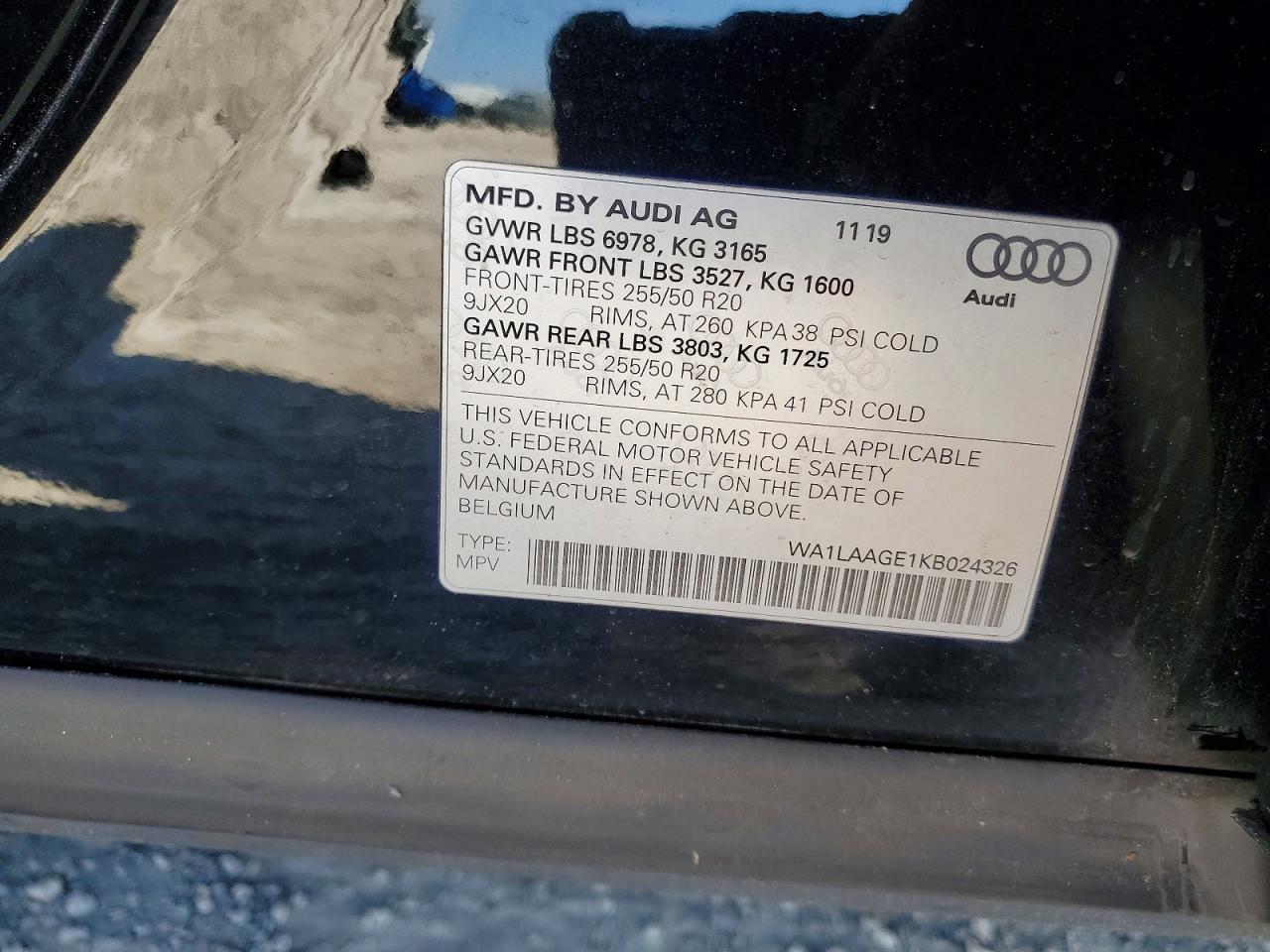 Audi e-tron Premium Plus