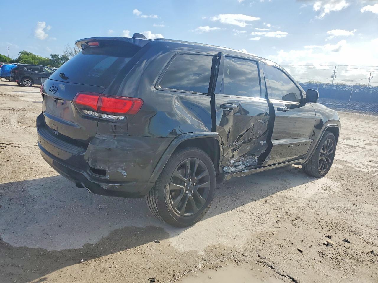 Jeep Grand Cherokee Laredo
