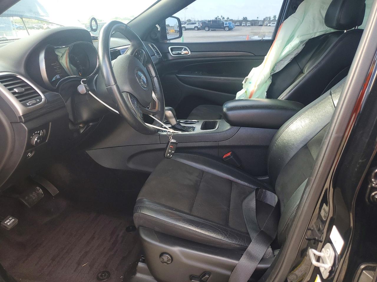 Jeep Grand Cherokee Laredo