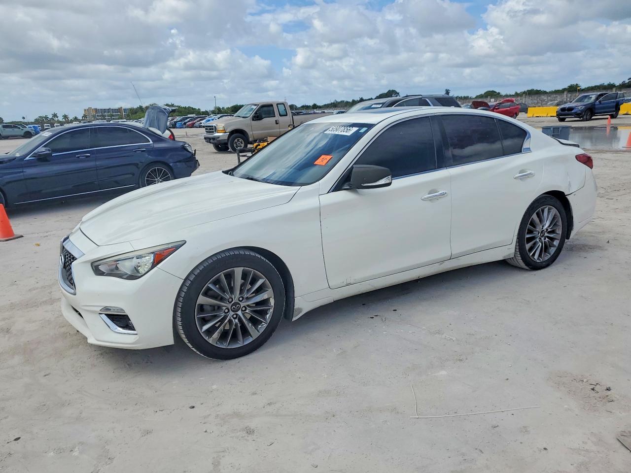 Salvage INFINITI Q50 3.0t L Image