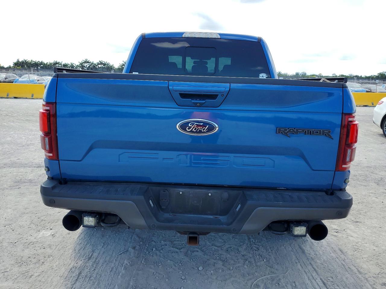 Ford F-150 Raptor