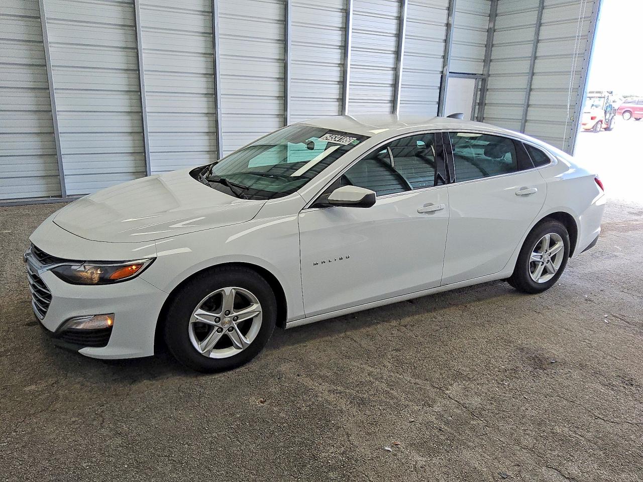 Salvage Chevrolet Malibu Image