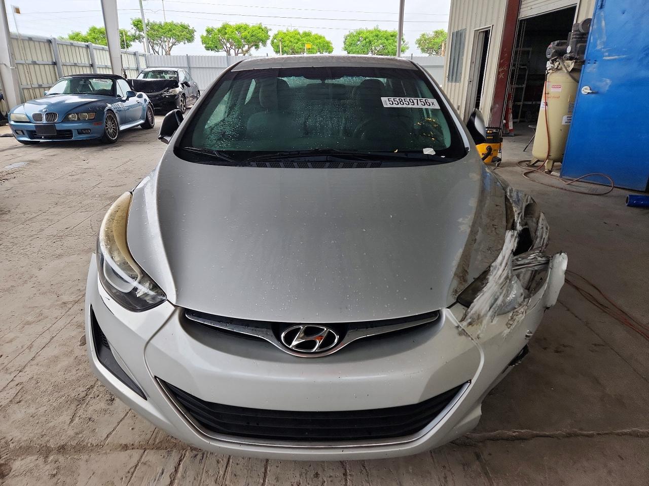Hyundai ELANTRA Se
