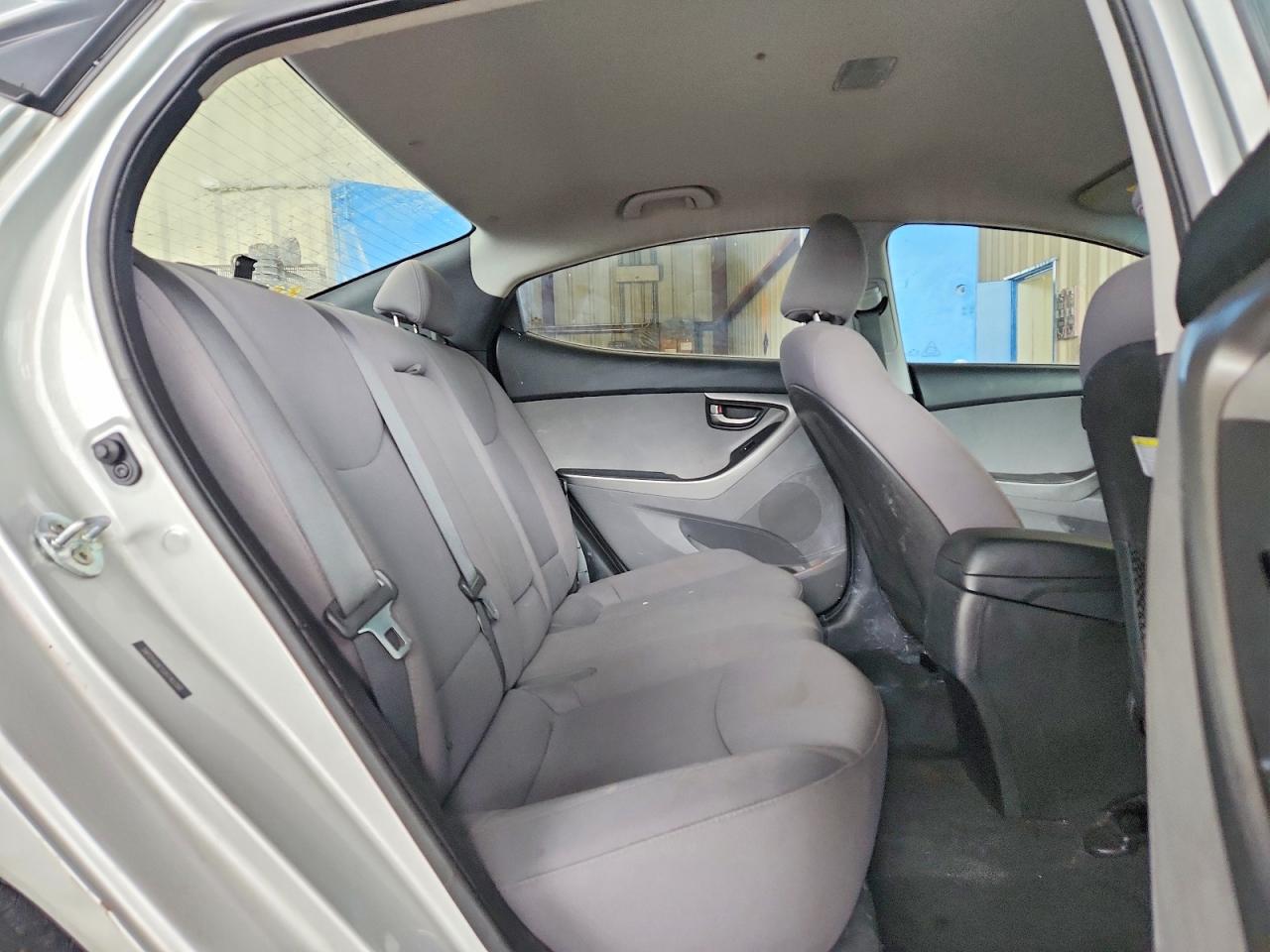 Hyundai ELANTRA Se
