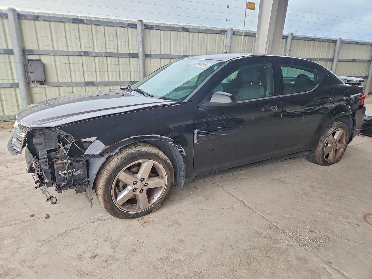 Salvage Dodge Avenger Image