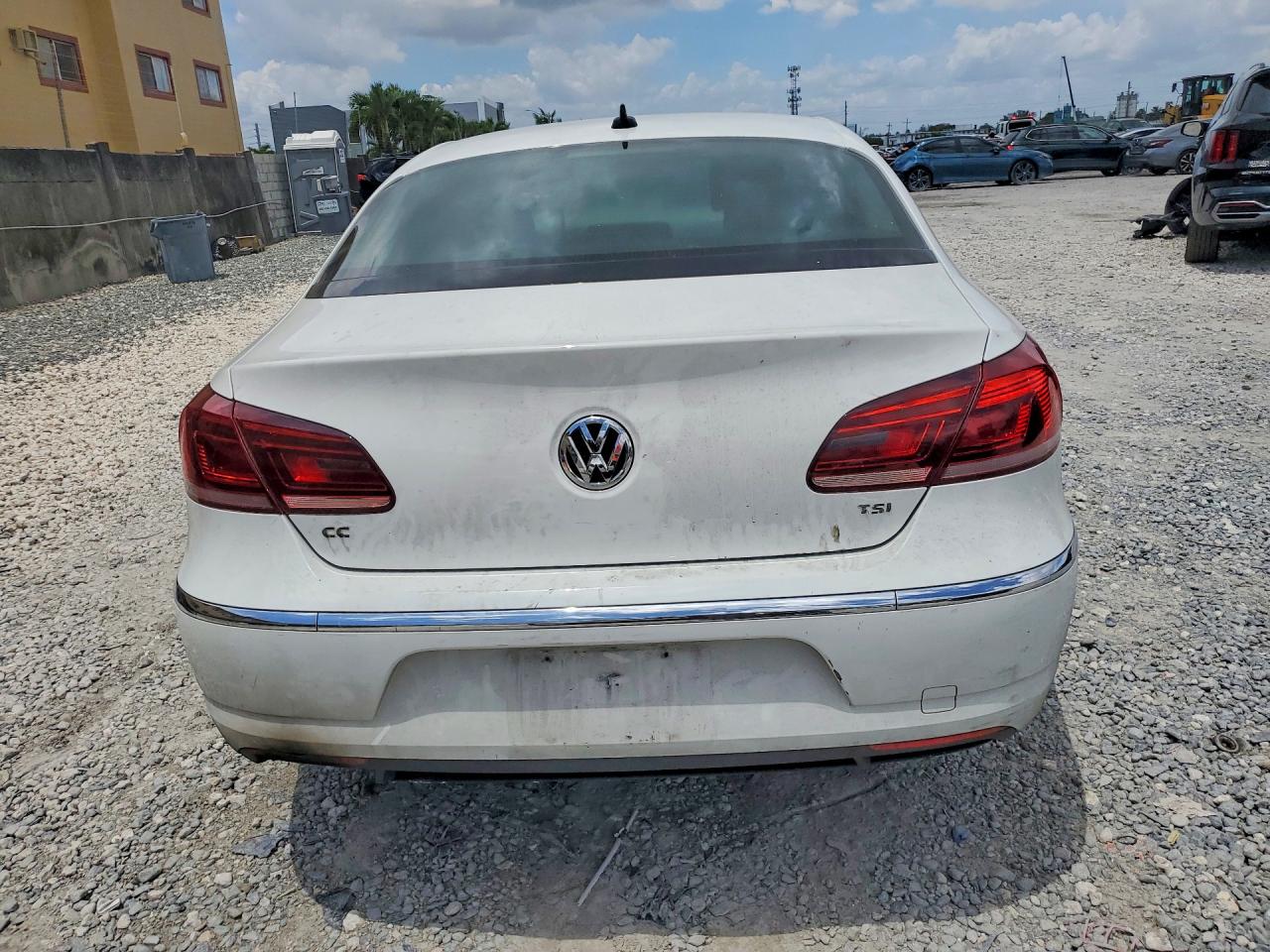 Volkswagen CC Base