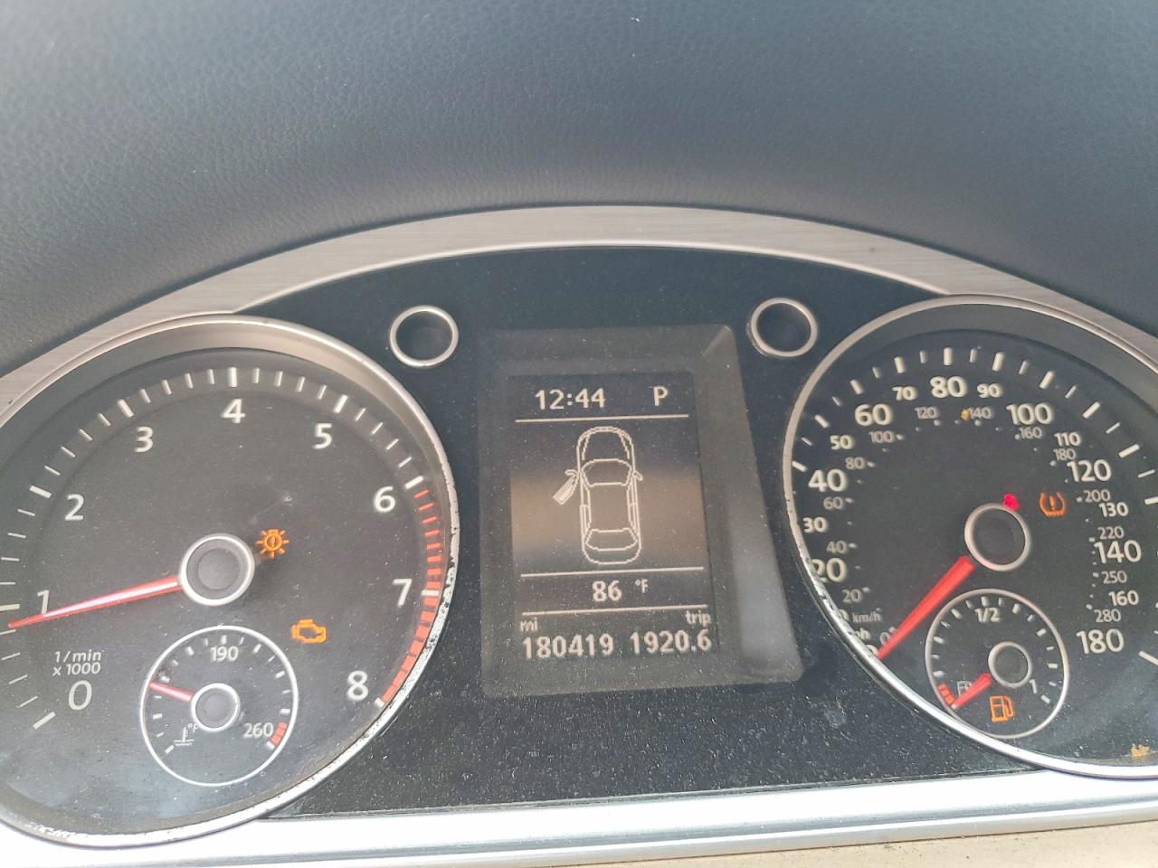 Volkswagen CC Base