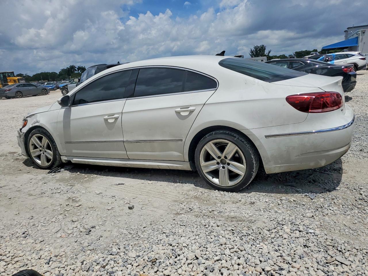 Volkswagen CC Base