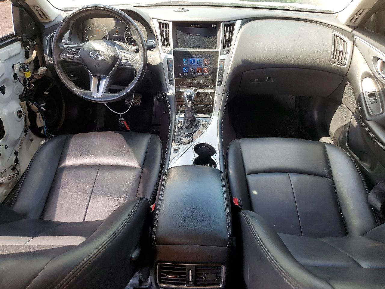 INFINITI Q50 Luxe