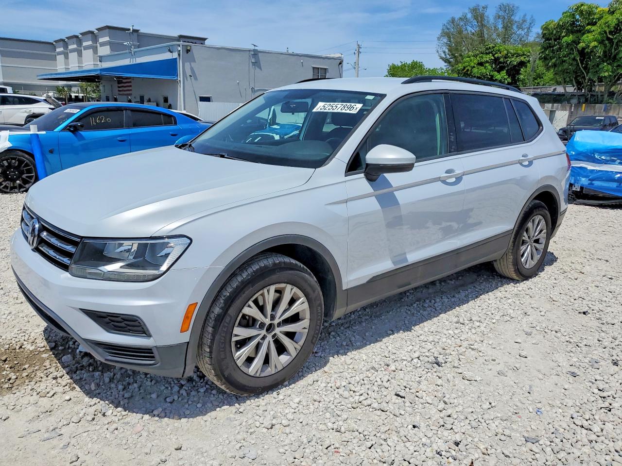 Salvage Volkswagen Tiguan Image
