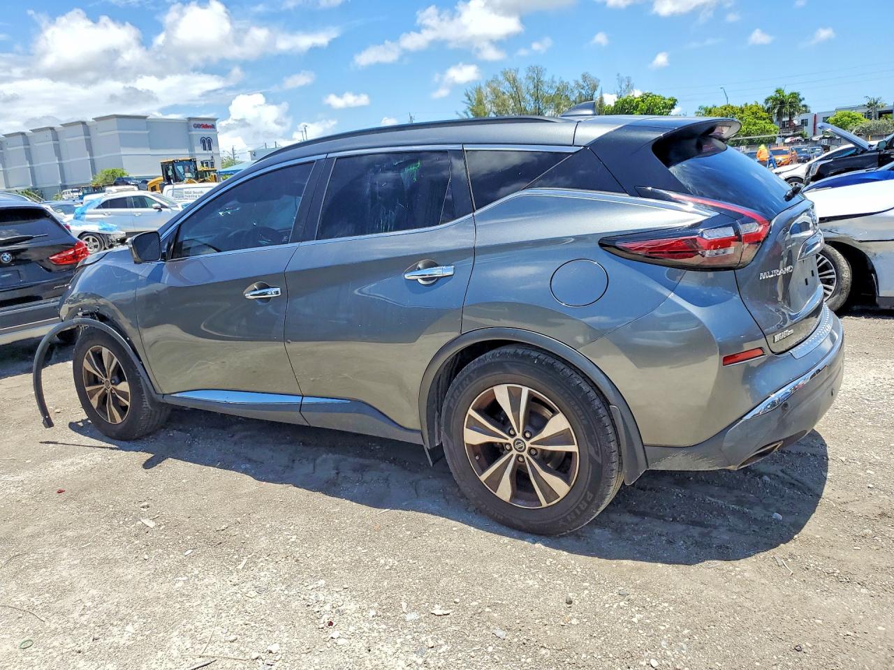 Nissan Murano Sv