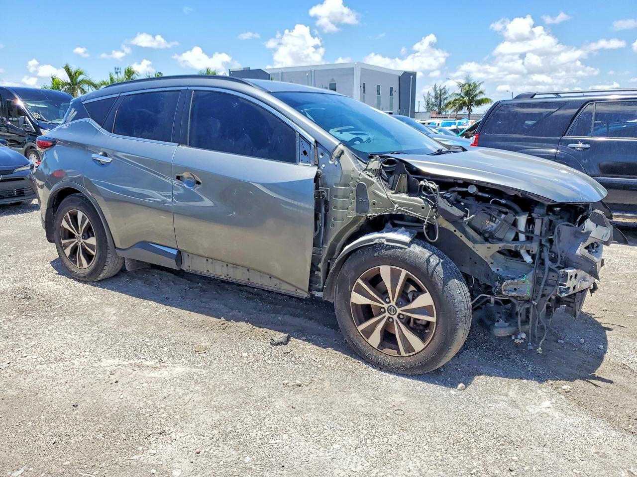 Nissan Murano Sv