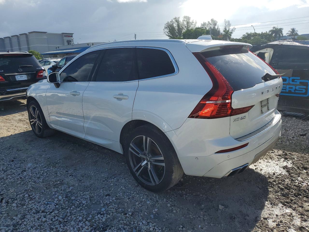 Volvo XC60 T5 Momentum