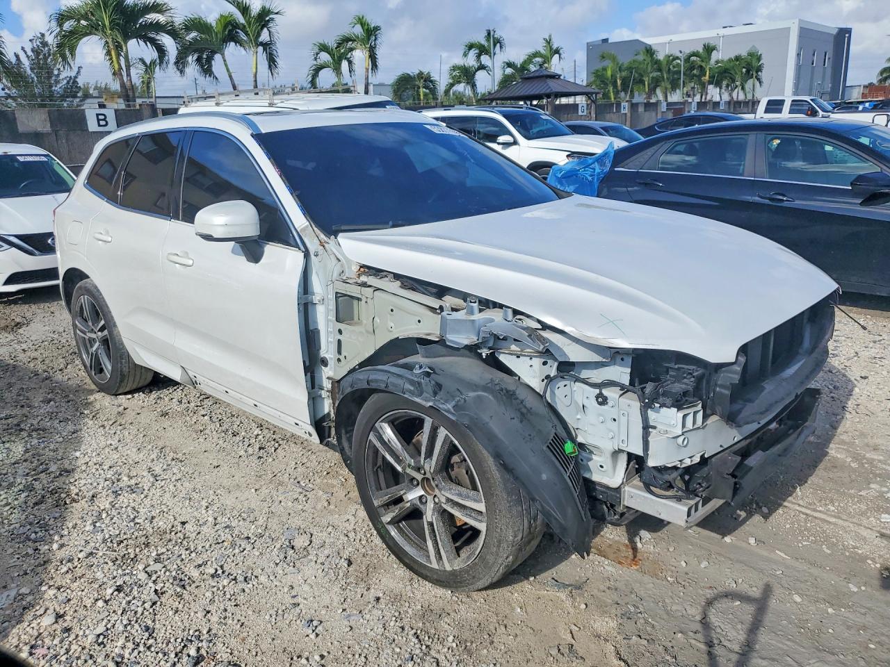 Volvo XC60 T5 Momentum