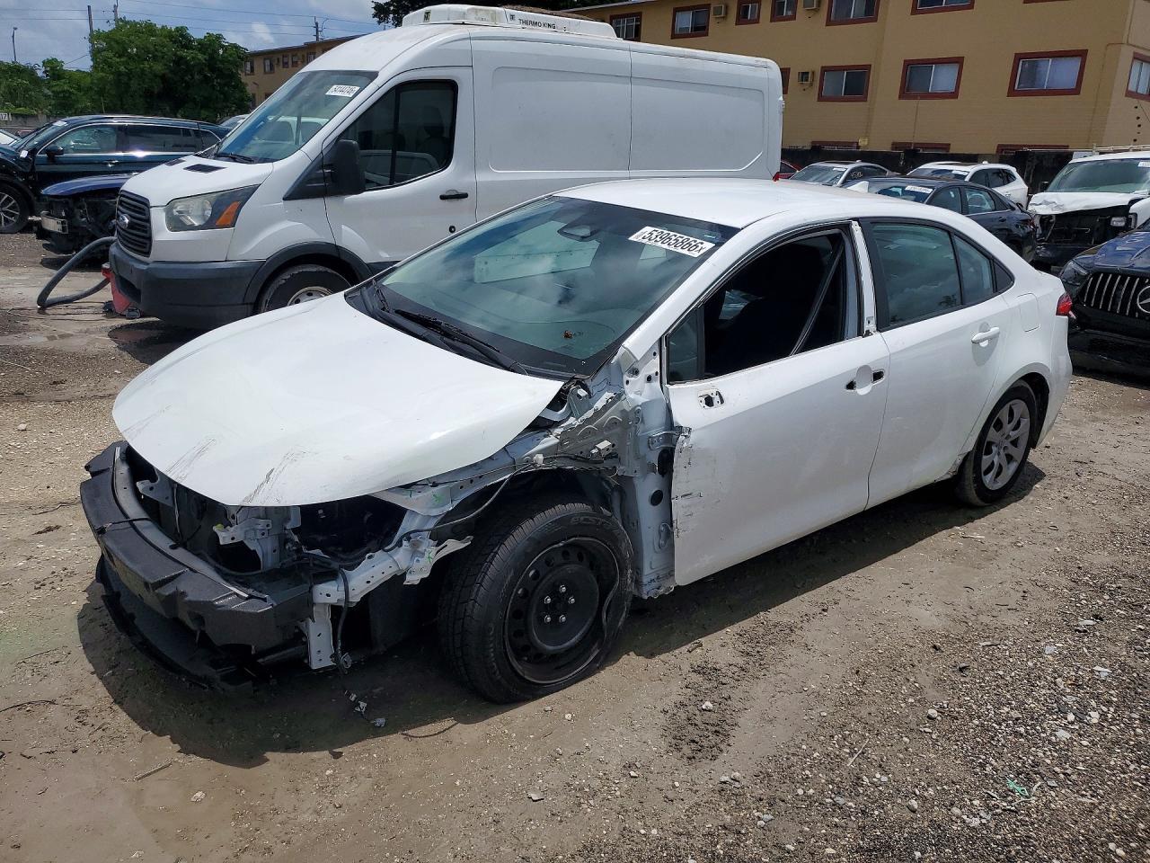 Salvage Toyota Corolla Image
