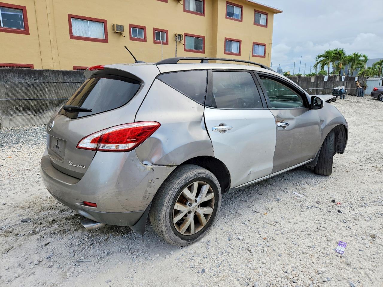 Nissan Murano S