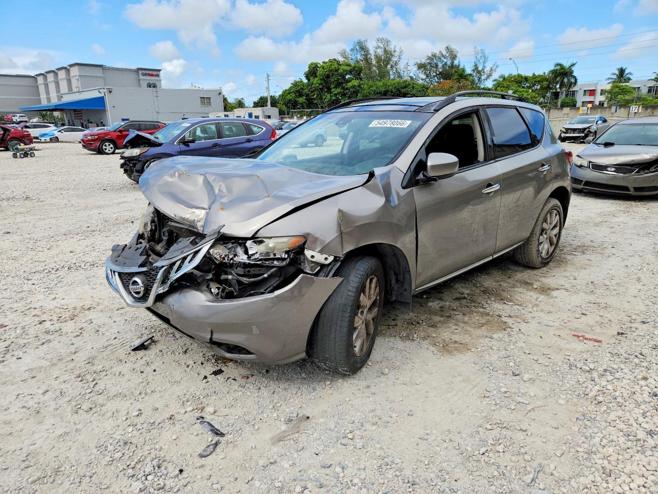 Salvage Nissan Murano Image