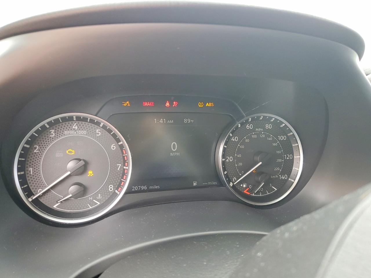Nissan Armada Sv