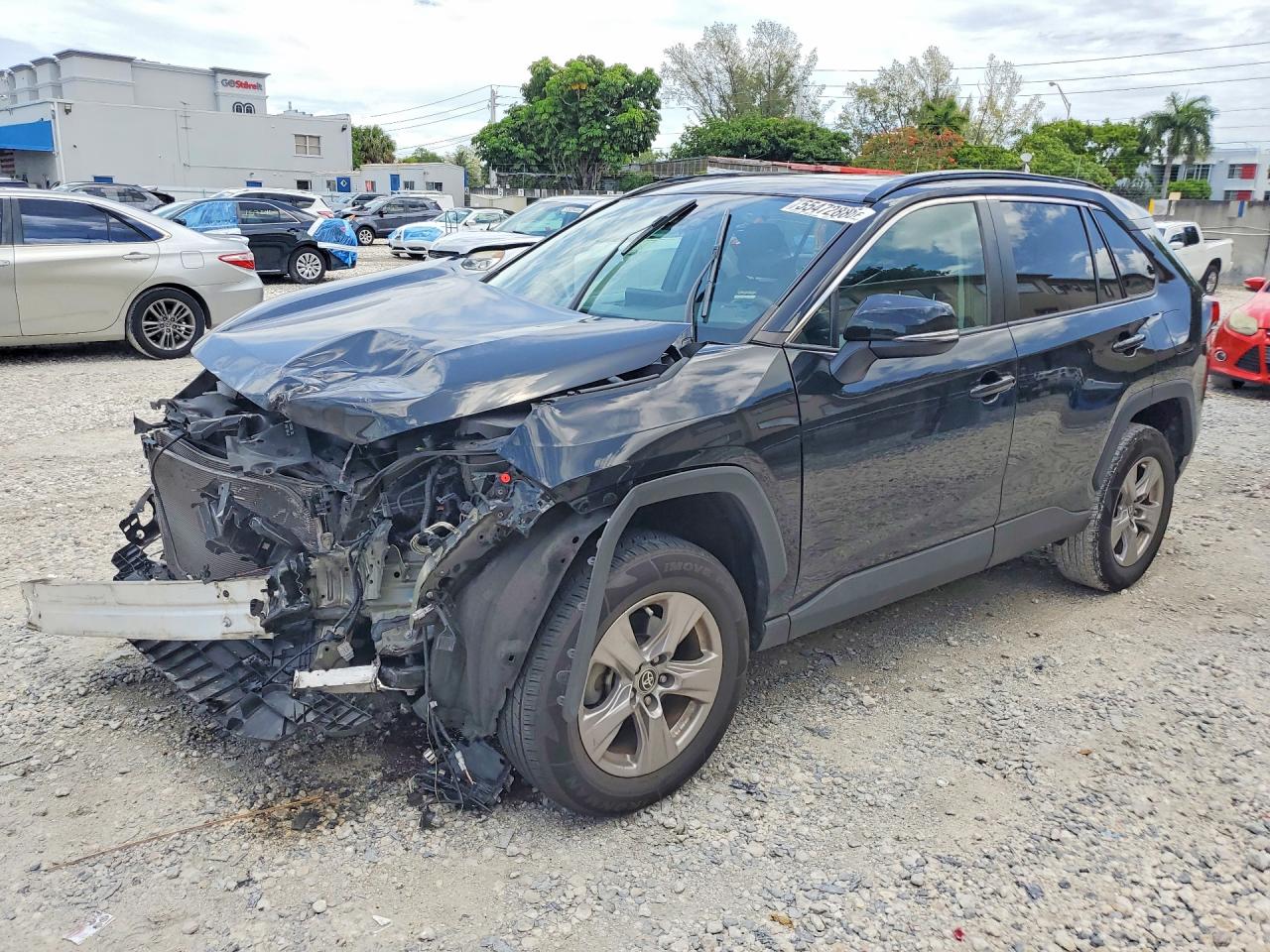 Salvage Toyota RAV4 Image