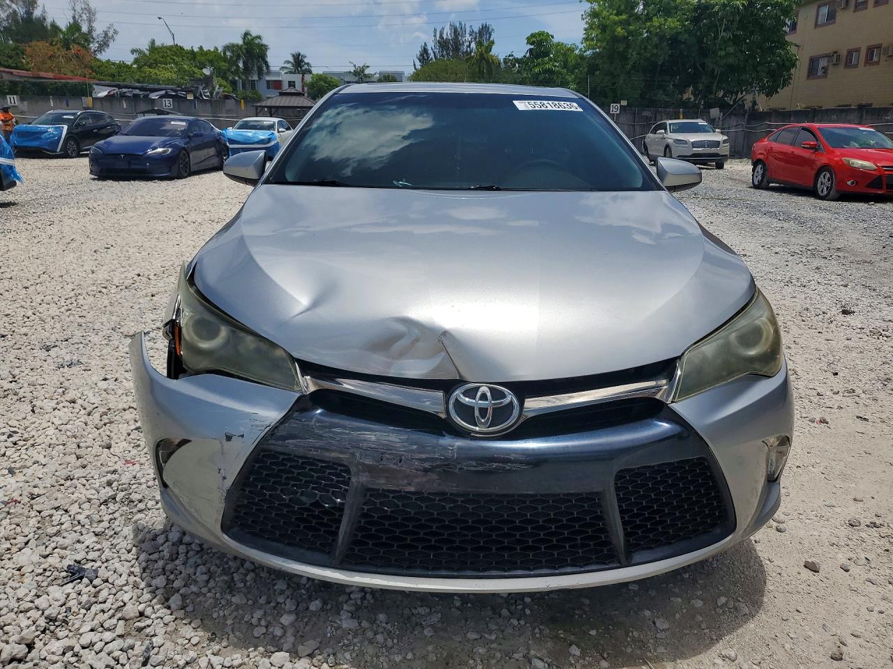 Toyota Camry Se