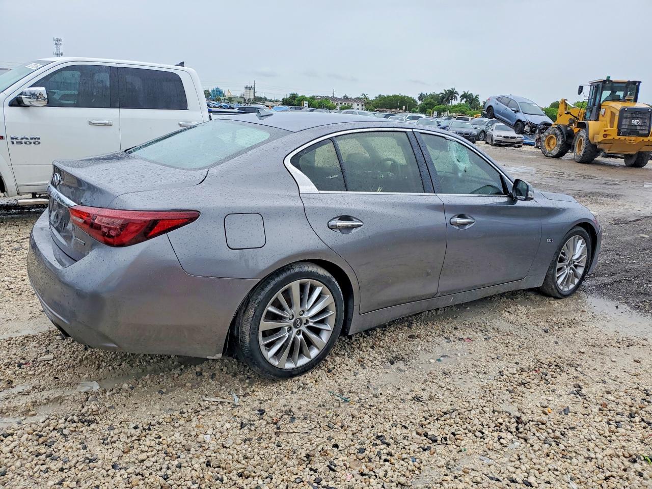 INFINITI Q50 3.0t L 3.0t Luxe