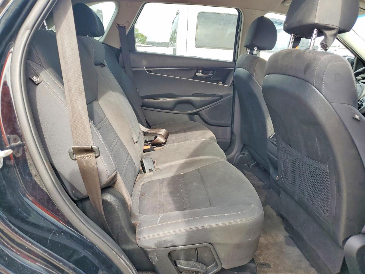 Kia Sorento L
