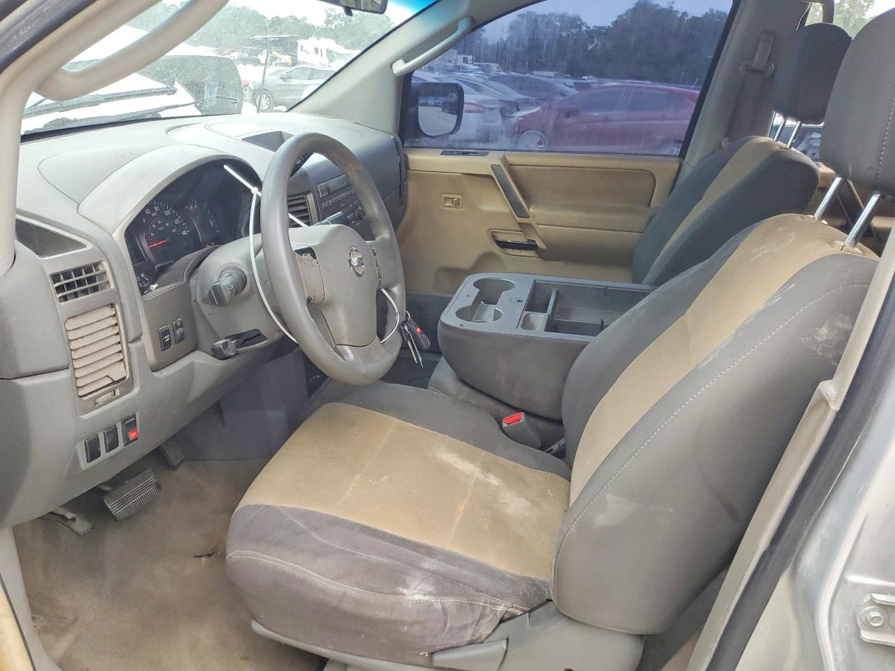Nissan Titan Xe