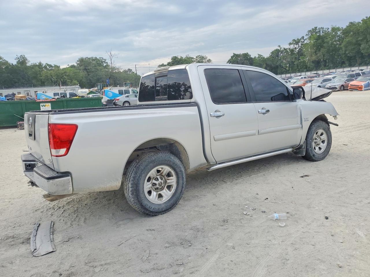 Nissan Titan Xe
