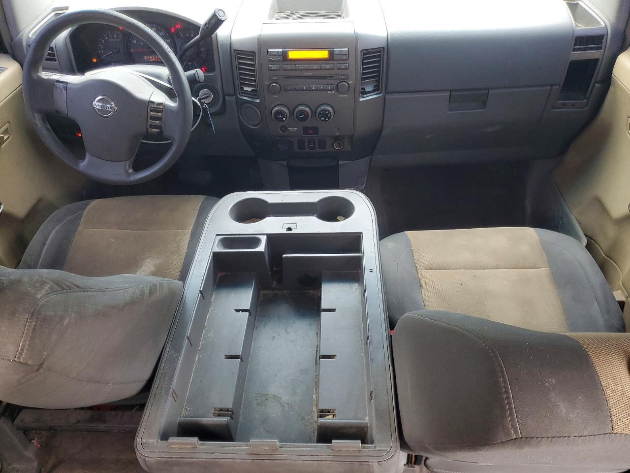 Nissan Titan Xe