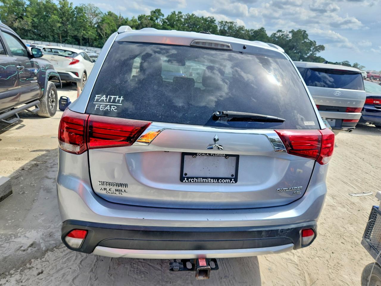 Mitsubishi Outlander Se