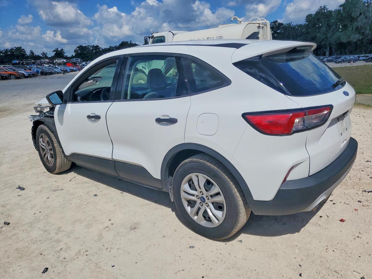 Ford Escape S