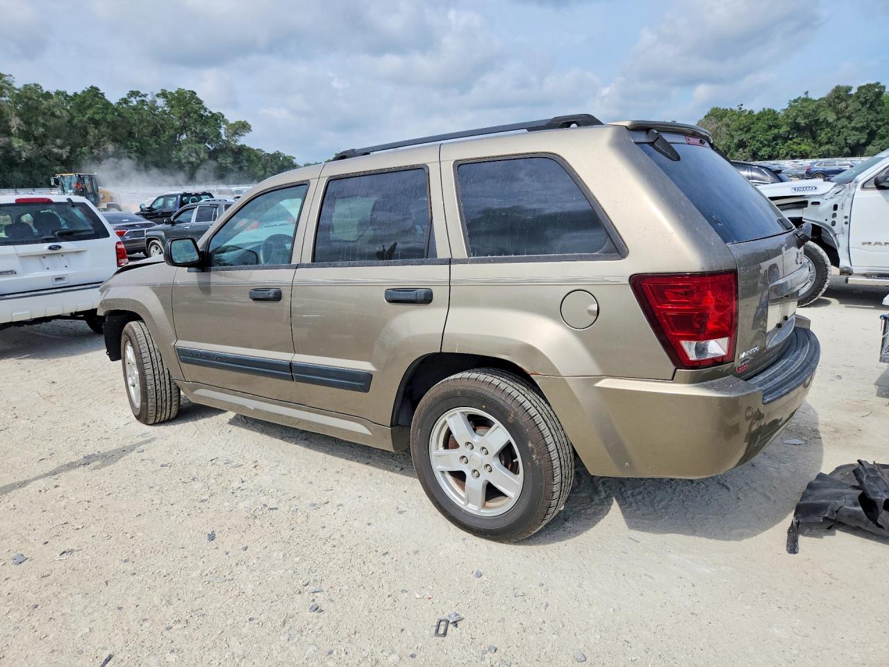 Jeep Grand Cherokee Laredo
