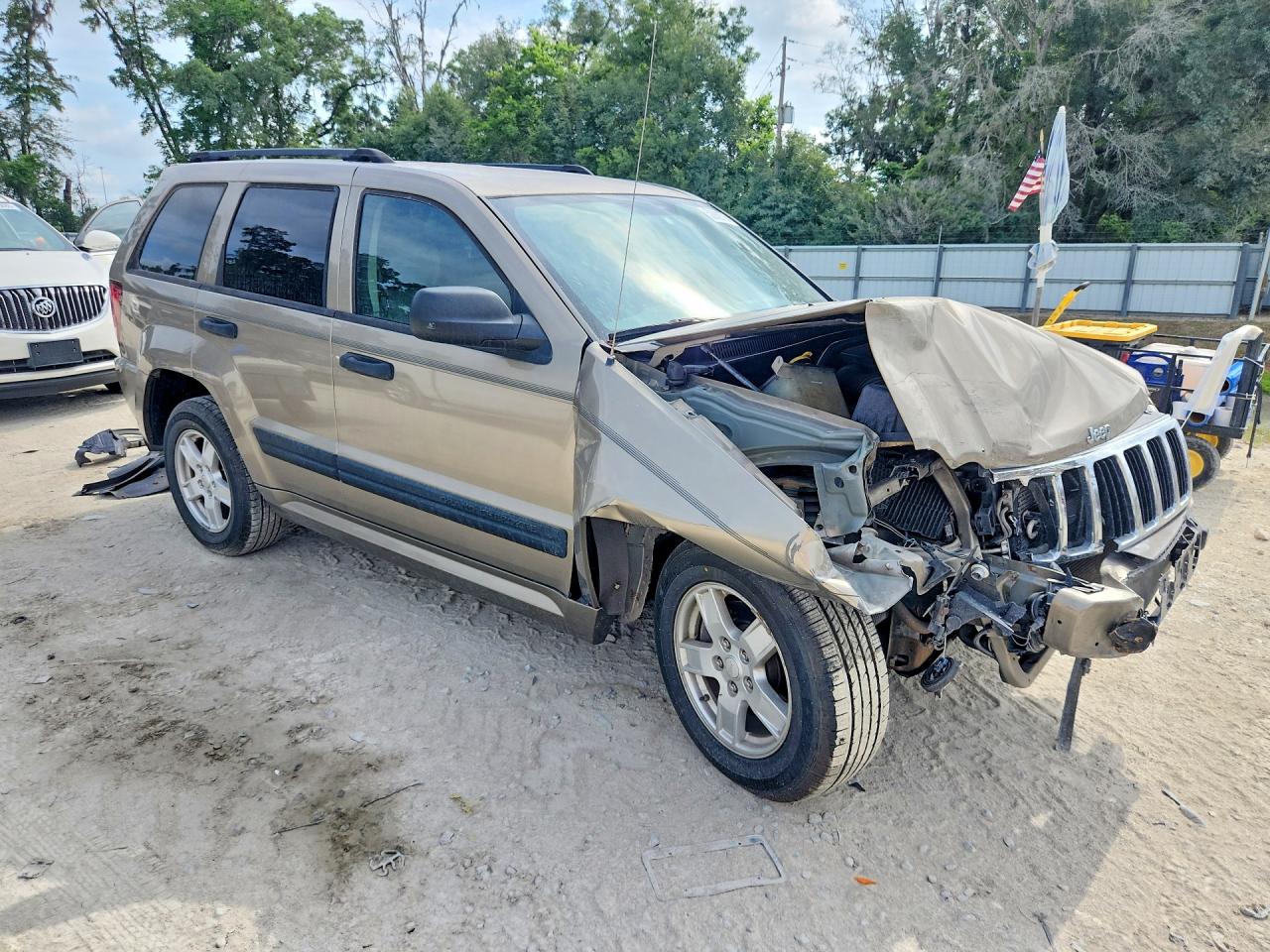 Jeep Grand Cherokee Laredo