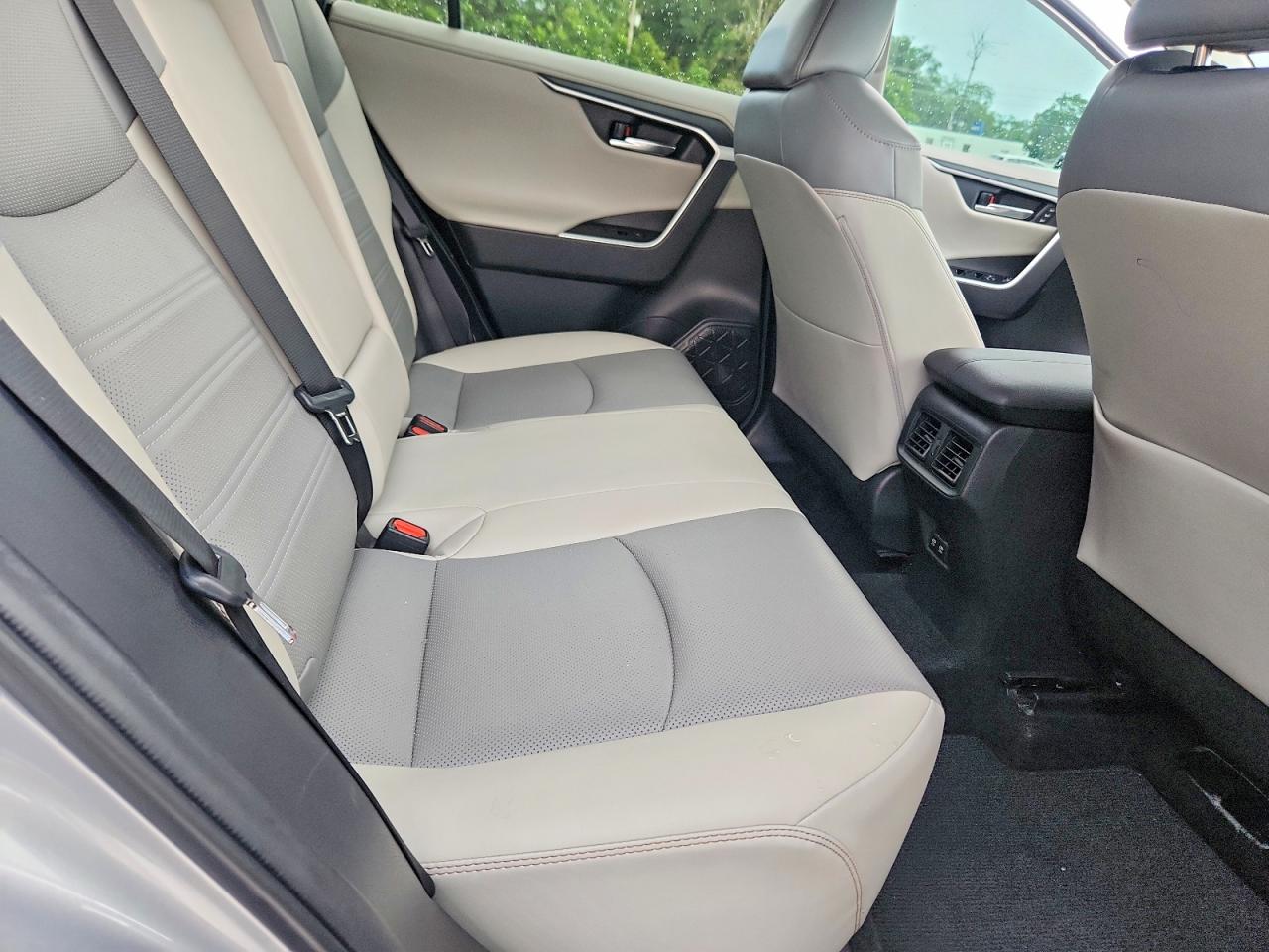Toyota RAV4 Limited