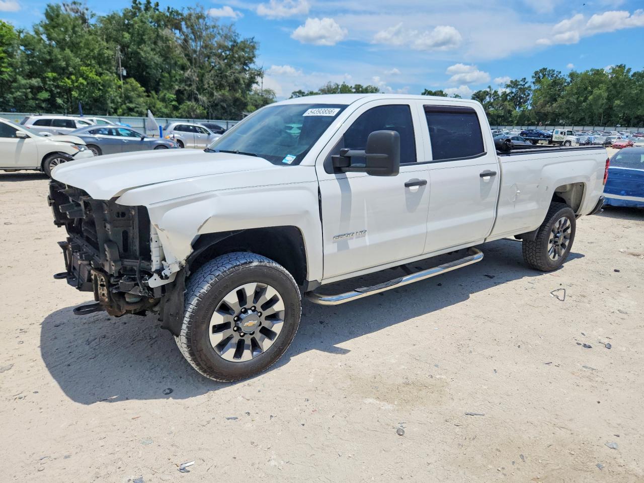 Salvage Chevrolet Silverado Image