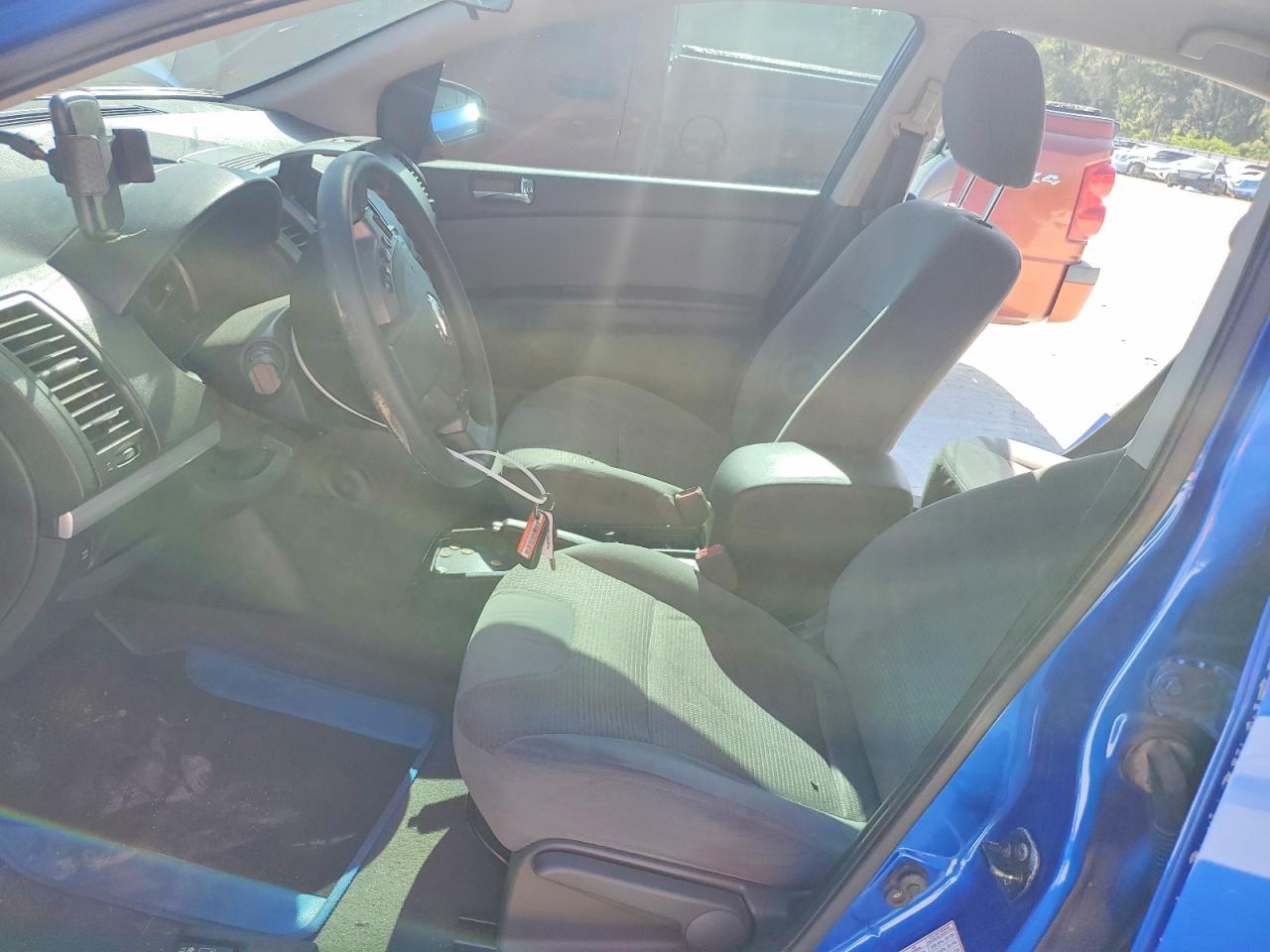 Nissan Sentra 2.0
