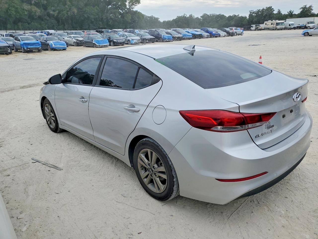 Hyundai ELANTRA Value Edition
