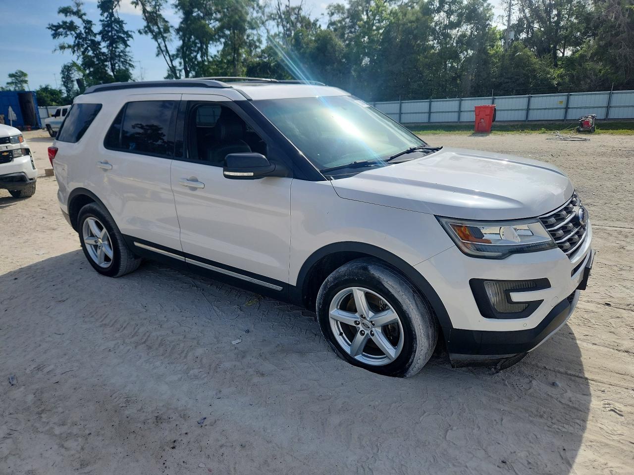 Ford Explorer Xlt