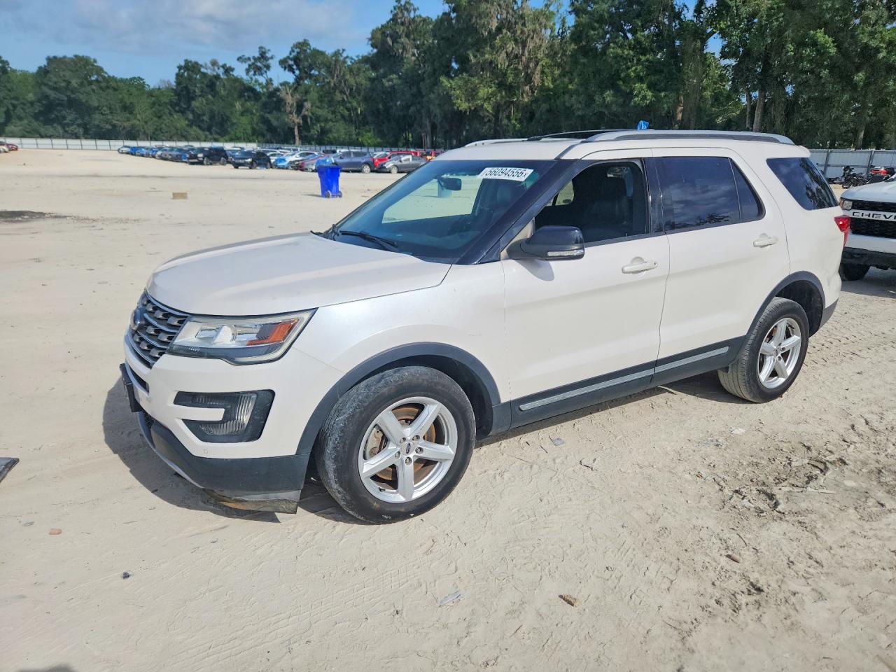 Salvage Ford Explorer Image