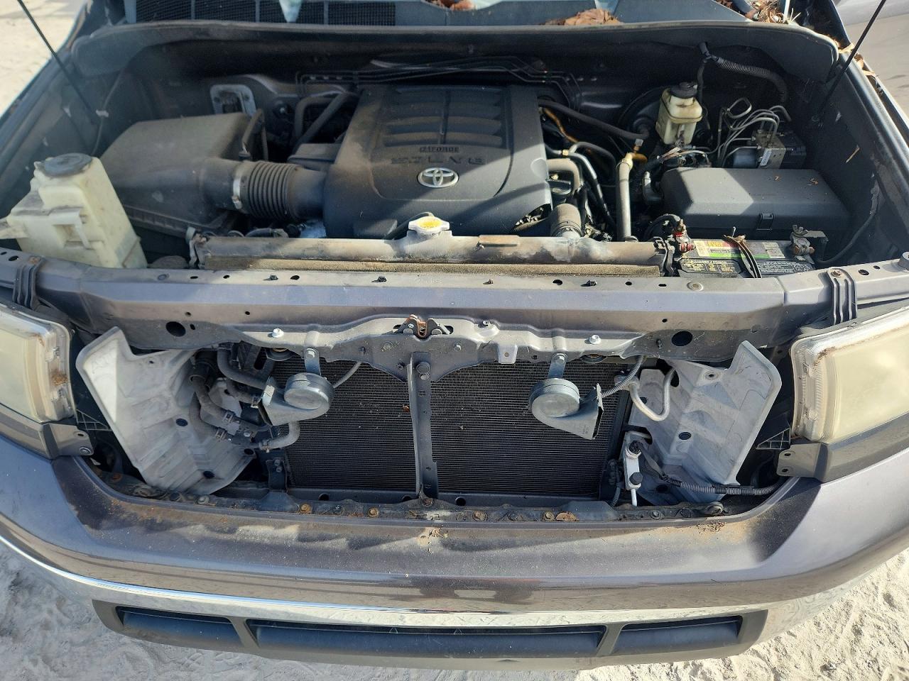 Toyota Tundra Double Cab Sr5