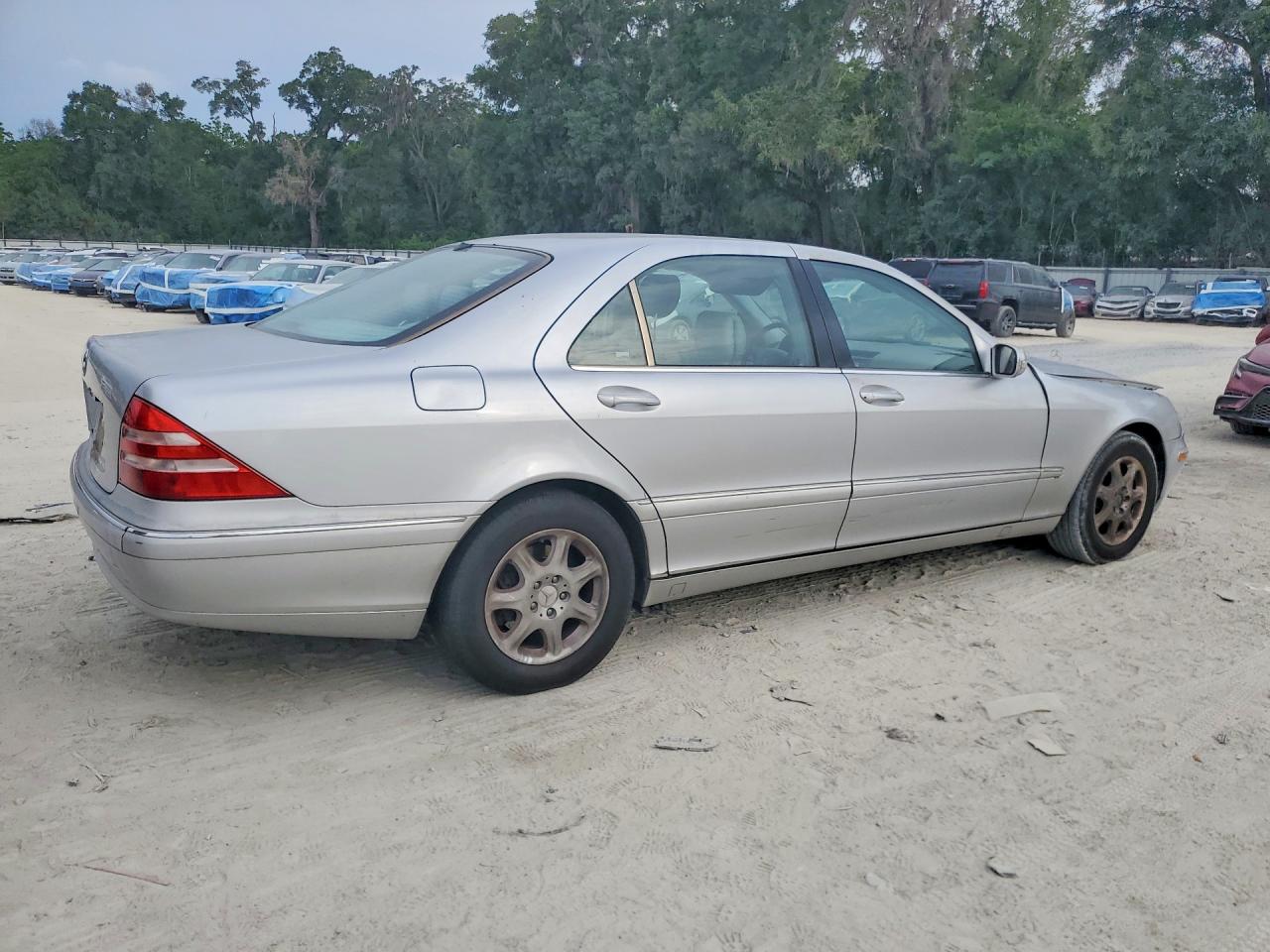 Mercedes-Benz S-Class 500