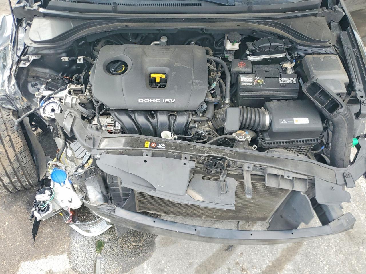 Hyundai ELANTRA Value Edition